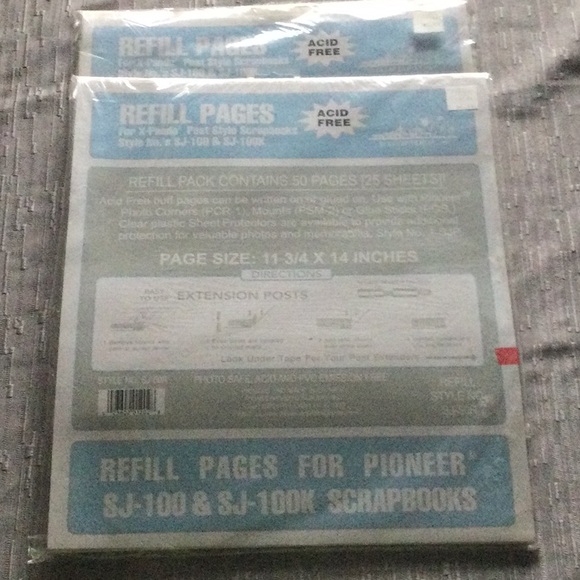 Scrapbook With Refills - Picture 6 of 8